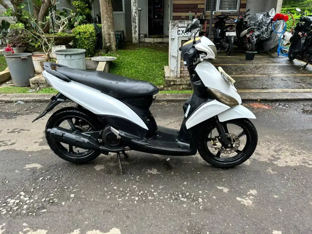 Yamaha Mio J Tahun 2014 - Putih