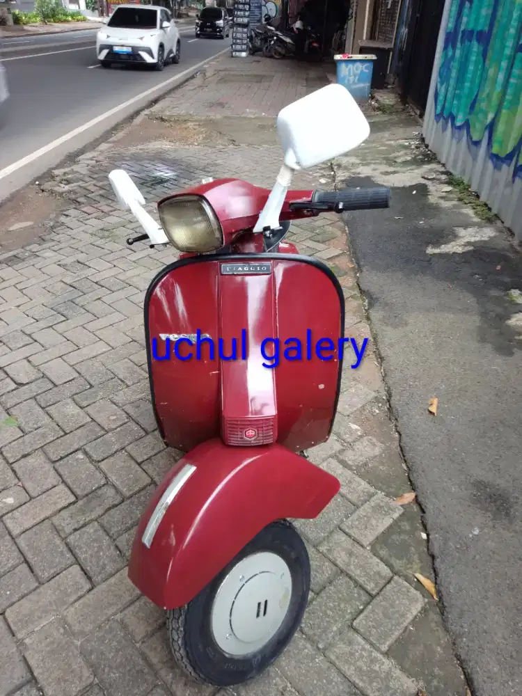 Vespa PS banci maroon orian