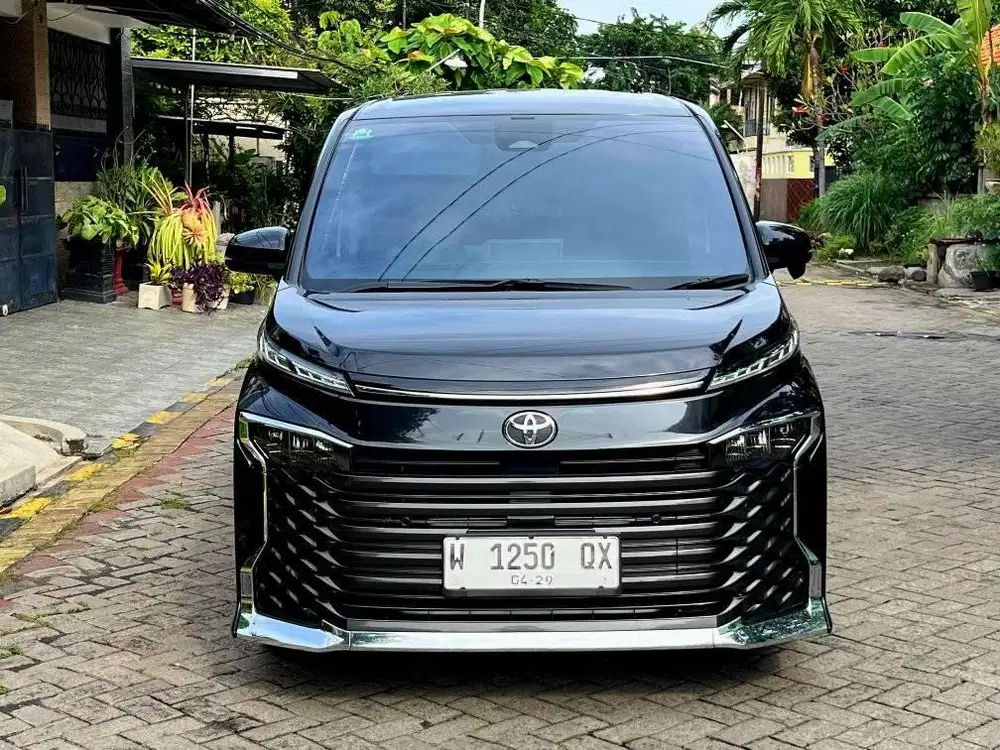 TOYOTA VOXY 2.0 MATIC 2023 #TANGAN PERTAMA#