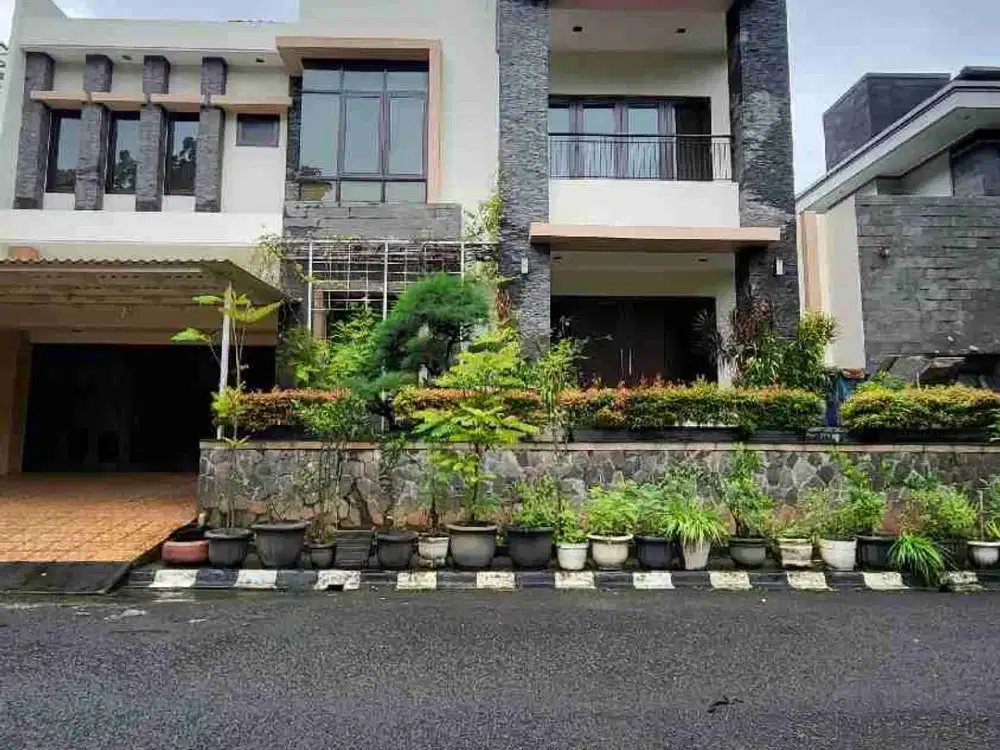 Di Jual Hunian Luas di Bintaro Sektor 9