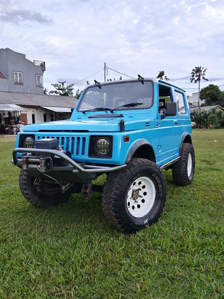 Suzuki Jimny 1986 Bensin
