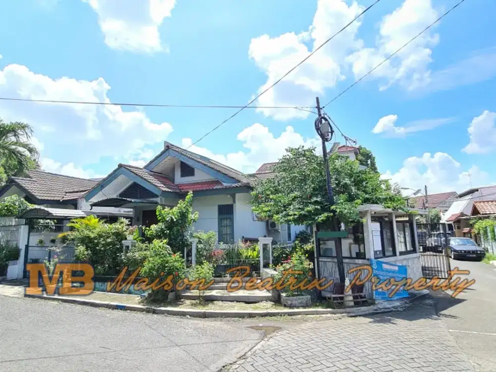 DIJUAL CEPAT DAN MURAH !!! RUMAH PINGGIR JALAN POSISI HOEK BISA UNTUK KOSTAN DI GRIYA LOKA BSD