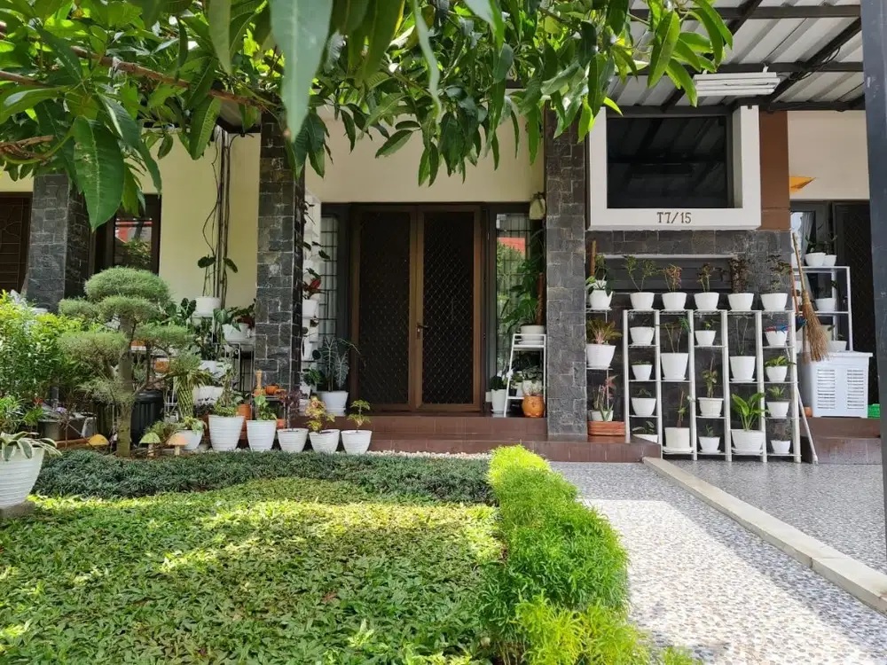 Perumahan Raffles Hills Cibubur