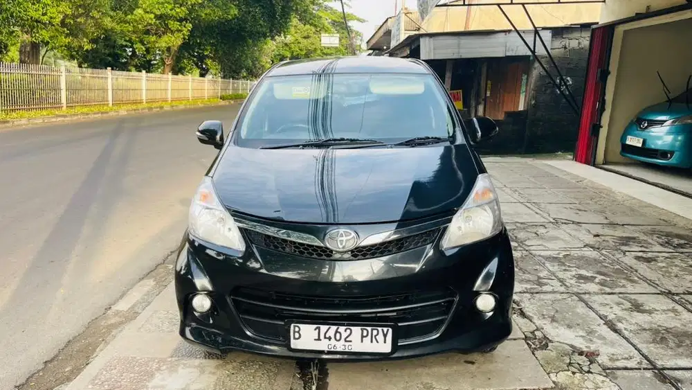 AVANZA VELOZ METIC 2015 Dp 3 Jt