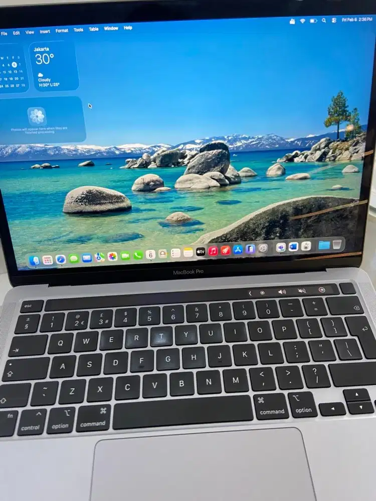MacBook Pro M2 8/256 GB Grey