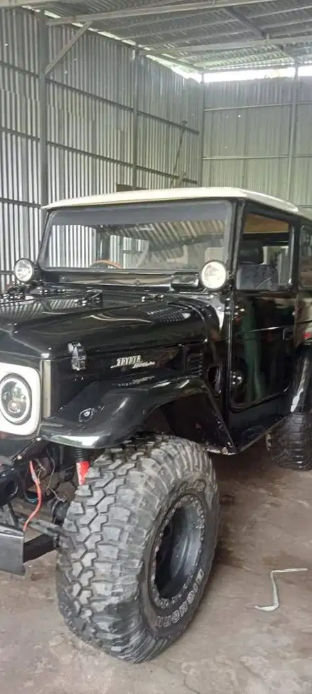 Dijual Cepat Hardtop Bj40 tahun 1982 Diesel