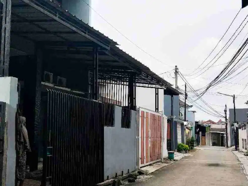 Jual rumah 2 lantai deket tol Cimanggis, Jl. Swadaya, Tapos Depok