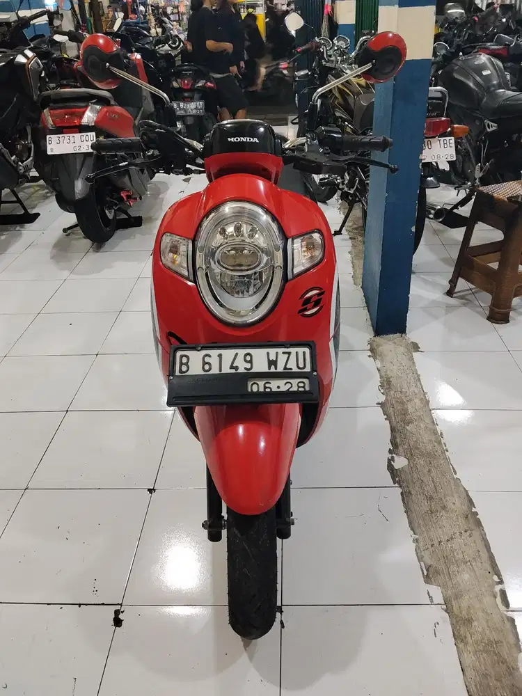 Jual cepat scoopy stylist 2018 surat lengkap