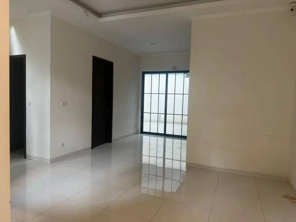 Dijual Rumah Lotus Sutera Victoria Kota Tangerang, Banten