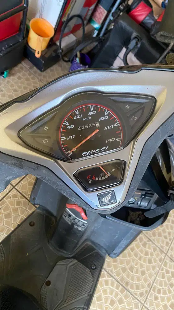 JUAL SANTAI VARIO 110 2017, HITAM