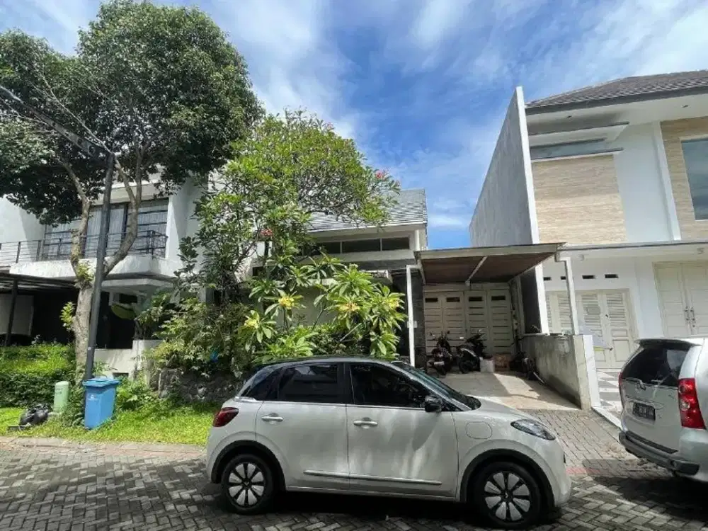 Rumah Di Eastwood Citraland Surabaya Kondisi Bagus Minimalis Strategis