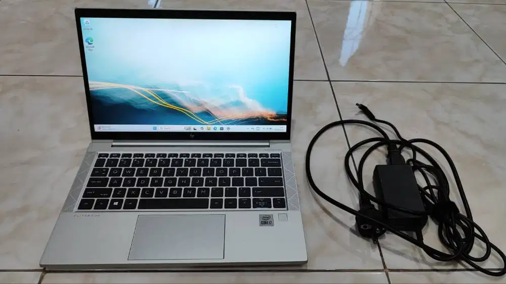 Laptop HP Elitebook 830 G7 i7/8GB/512GB Win 11 Pro