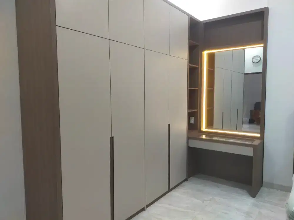 Lemari Baju Meja Rias Tempahan