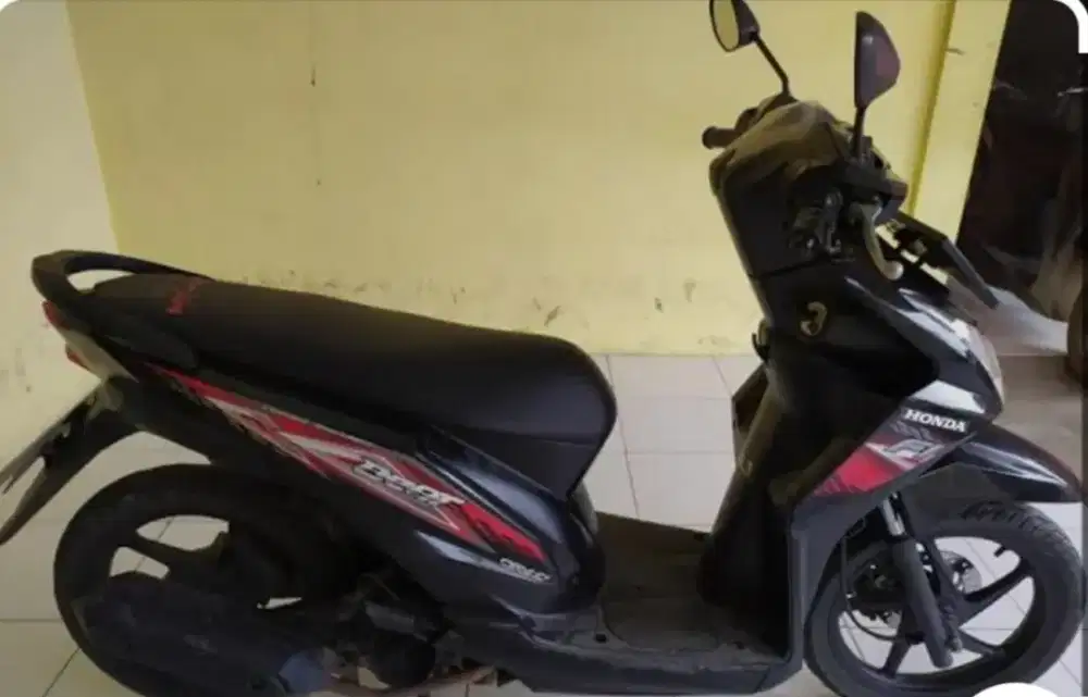 Honda Beat FI Hitam 2014