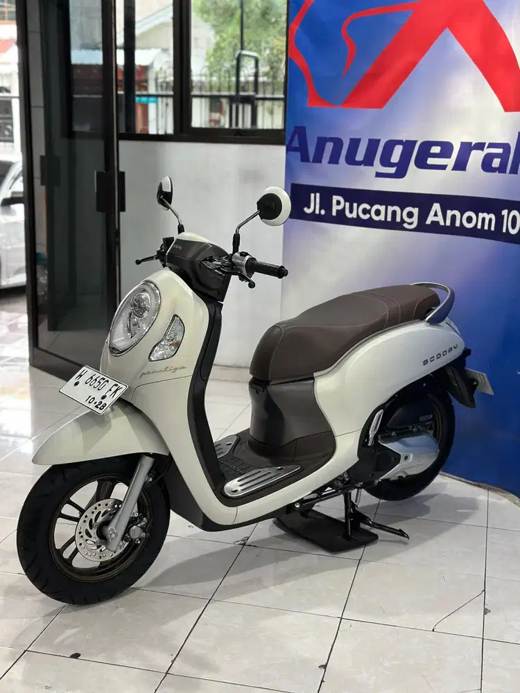 km 3ribu Honda Scoopy Prestige Smartkey 2023 dp 1 Juta