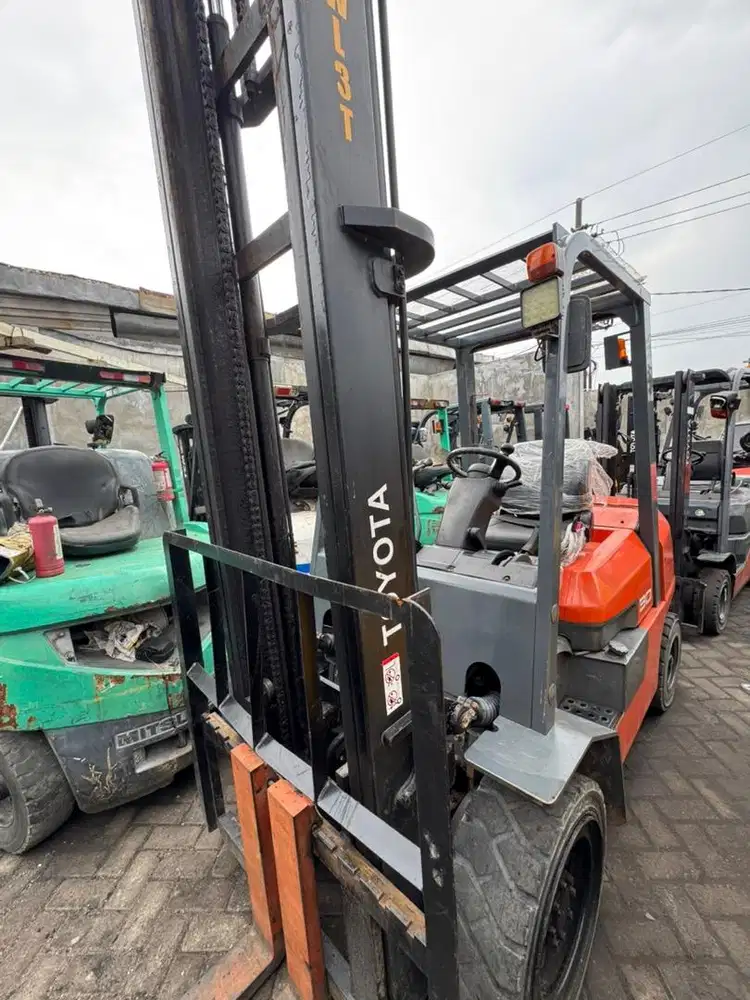 Forklift Toyota Bekas 3 TON 5 Meter