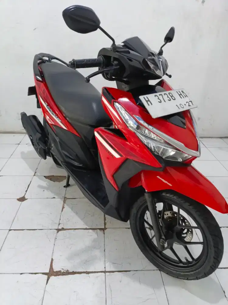 vario 125 merah iss 2017