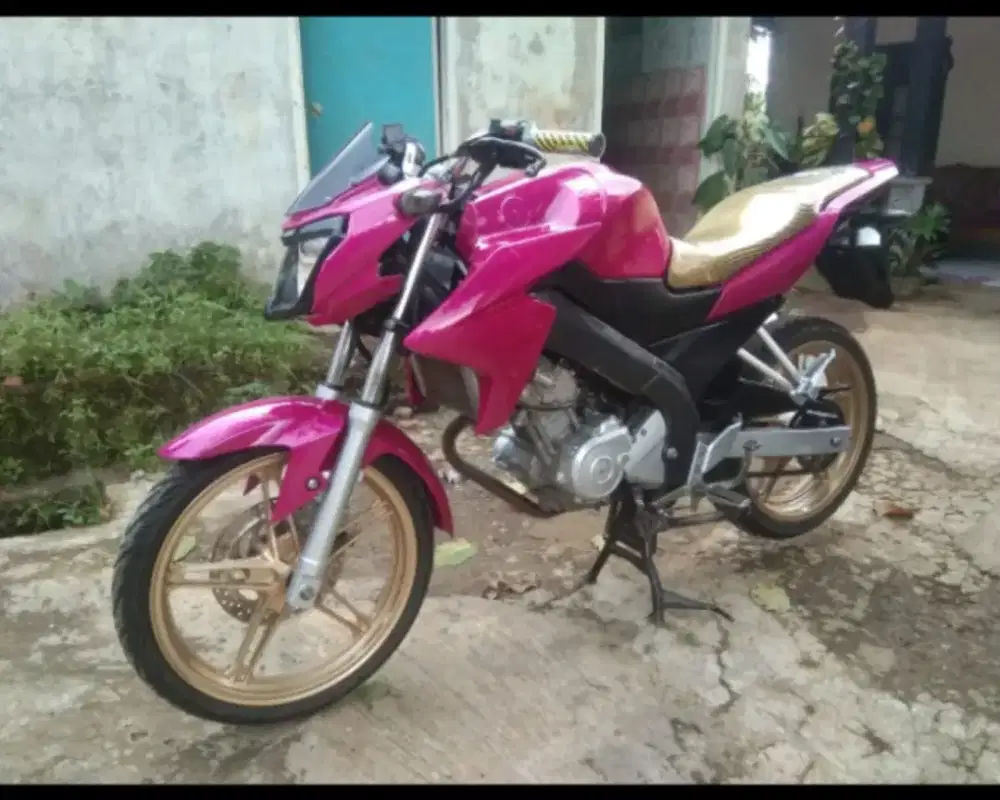 Jual motor bekas Vixion new 2014