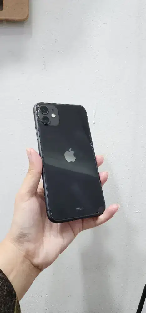 Iphone 11 64gb black
Garansi ibox