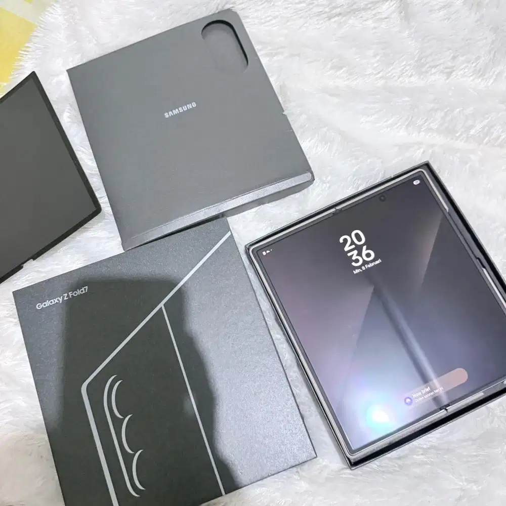 Samsung Z Fold 7 - 12/512gb