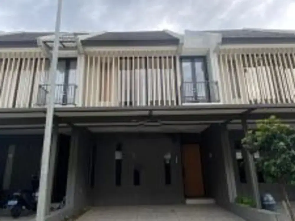 Disewakan Rumah Cluster Z Living 3 Lantai Luas Tanah 88M2 Kamar Tidur 3 Carpot 2 Mobil Akses Langsung Tol Tambun garnd wisata bekasi