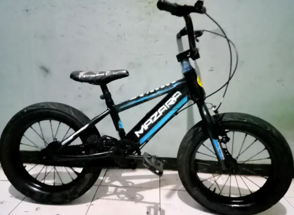Dijual sepeda BMX MAZARA anak masih bagus ban gede jumbo tinggal pakai