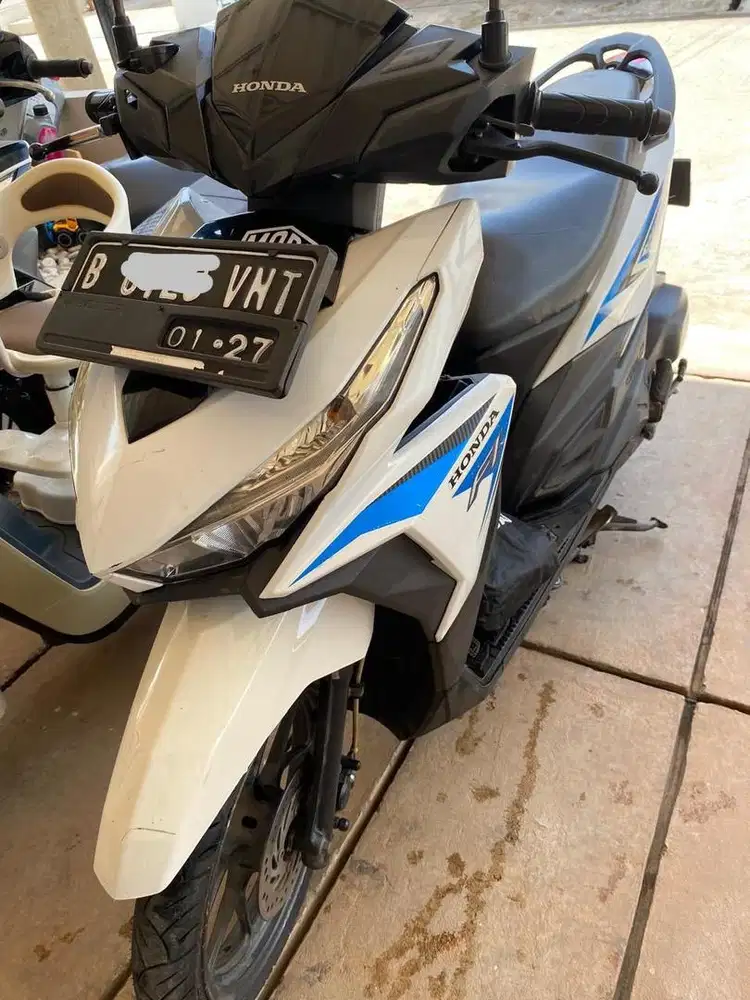 Vario 125 CBS ISS FI 2016 Putih