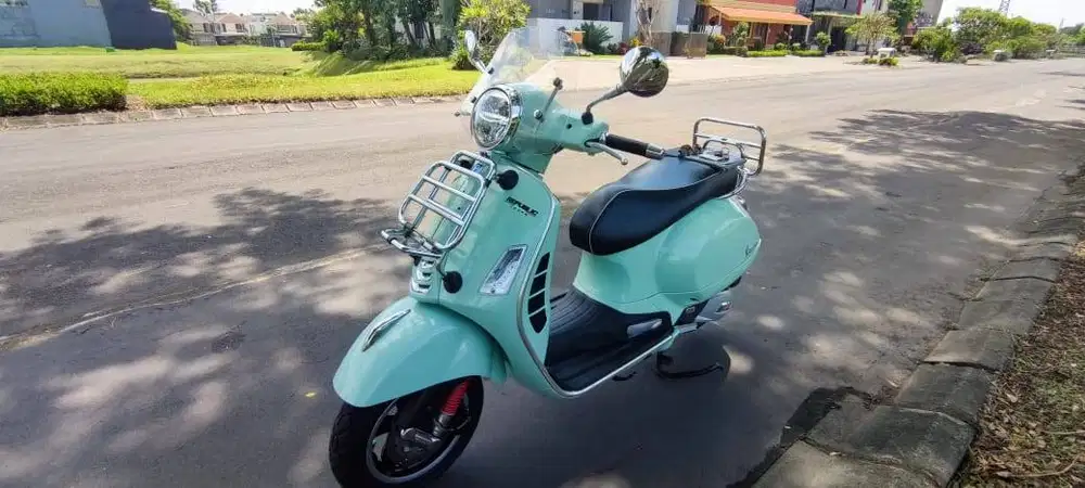 Piaggio Vespa GTS 150 4v 2021 Pemakaian 2022