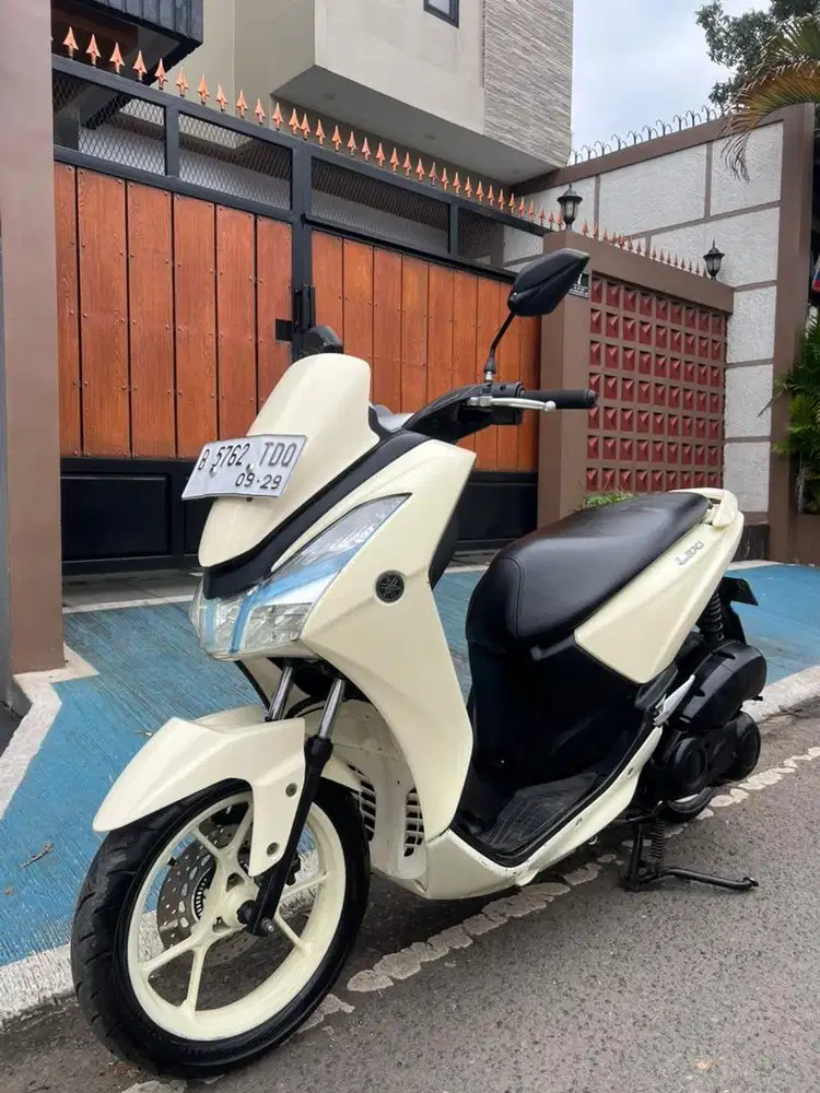 Yamaha Lexi idling stop 2019