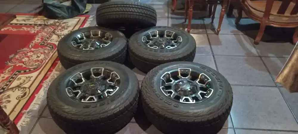 Paket Velg+Ban R16 Type JT79 + Ban Buat Pajero,Fortuner,G touring Dll