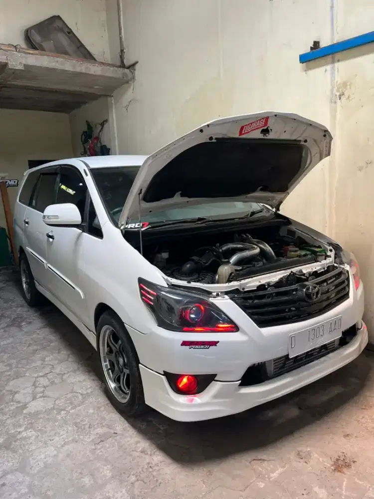 TOYITA INNOVA G 2.5 M/T DIESEL