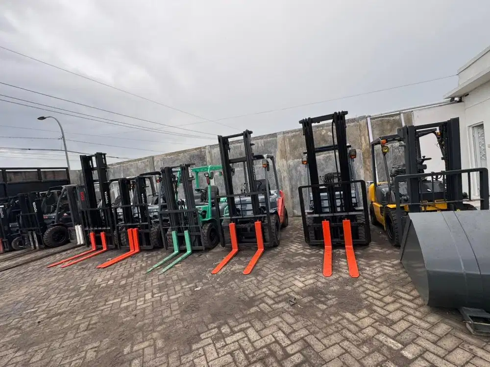 JUAL BELI FORKLIFT BEKAS BERLIAN FORKLIFT