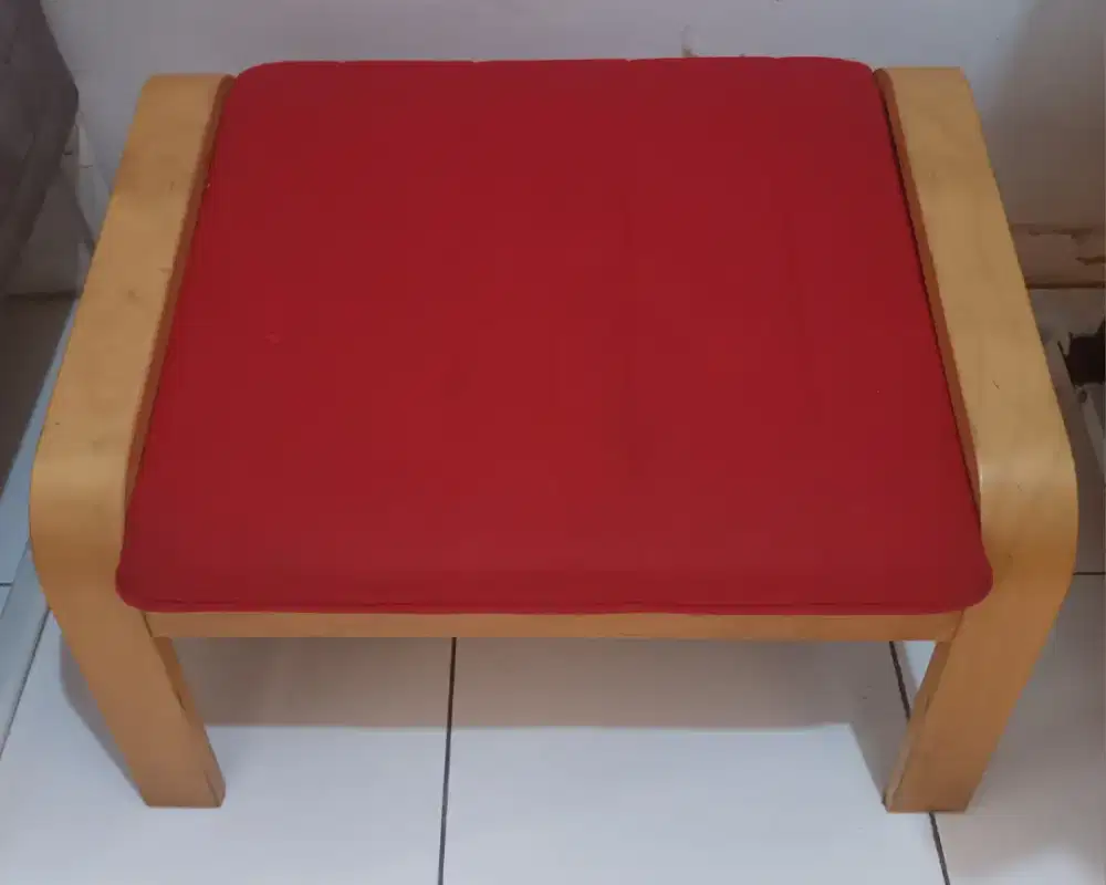 Kursi ikea ,warna merah