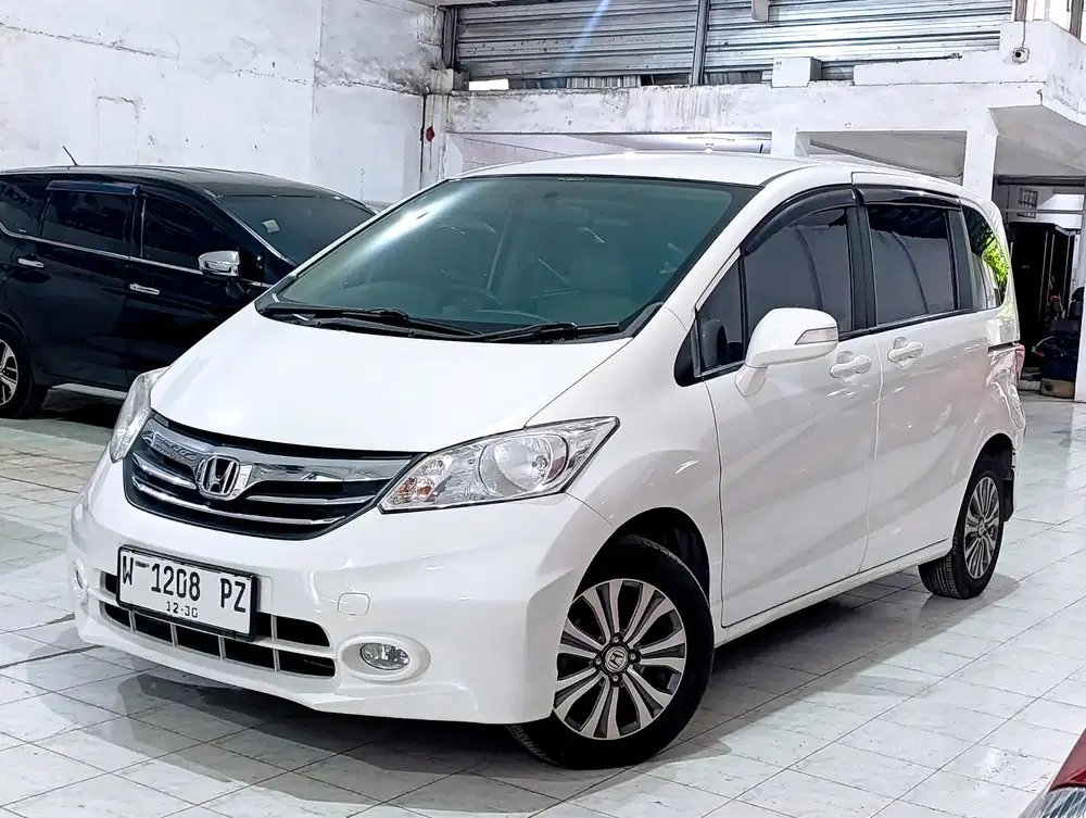 Honda Freed 2013 Bensin