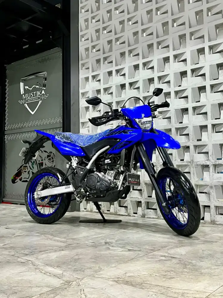 Odo 8rb‼️Yamaha WR 155R 2024 Biru. DANNY Mustika Motor Sulfat