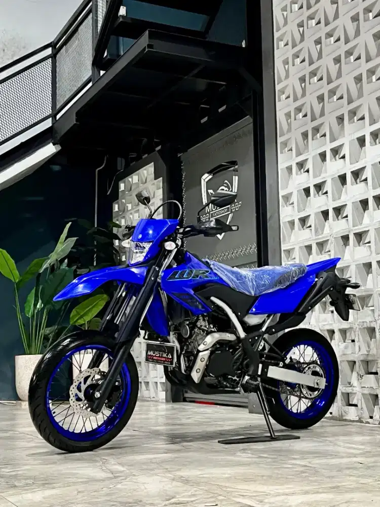 Odo 8rb‼️Yamaha WR 155R 2024 Biru. DANNY Mustika Motor Sulfat