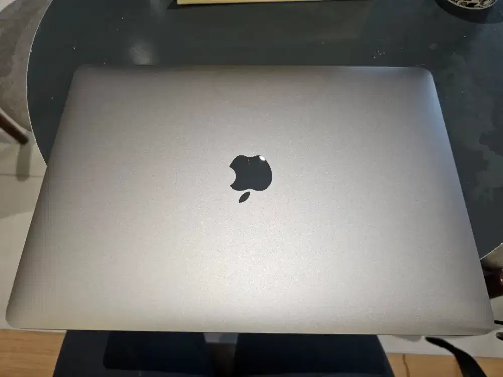 Macbook Touchbar 2019 i7 500GB