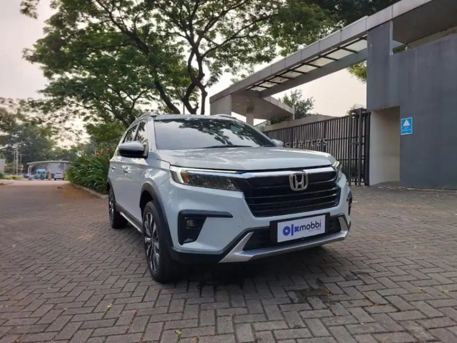 LOW DP Honda BR-V 1.5 Prestige Bensin-AT 2022 KZTS