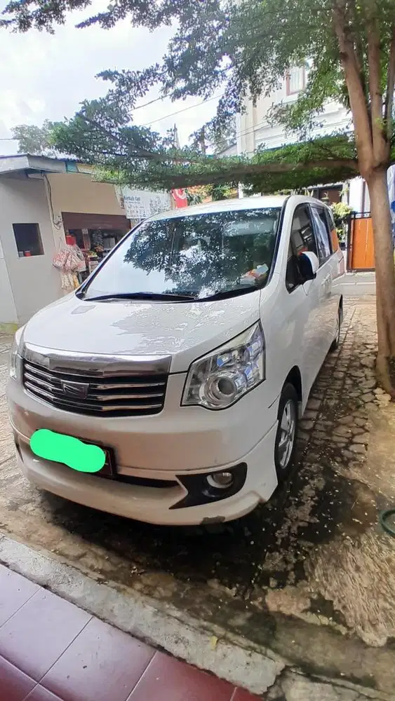 Jual mobil Nav1