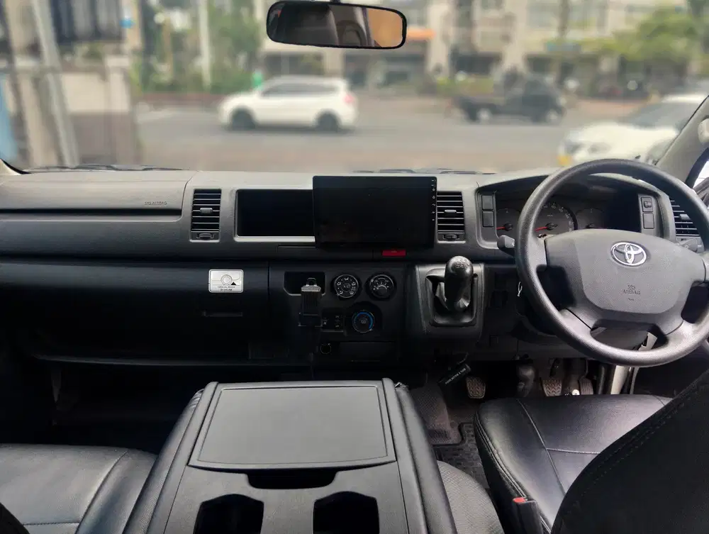 Toyota Hiace 2023 Diesel