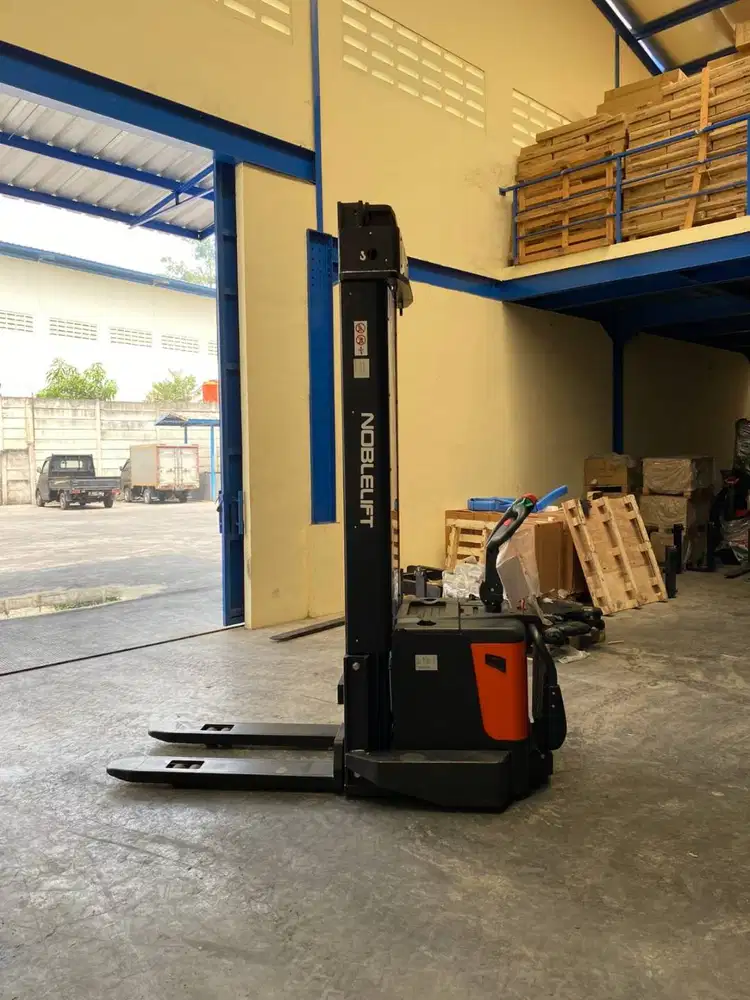 [BRAND NEW] PS15 Pallet Stacker Electric NOBLE LIFT 1,5 Ton 6 Meter