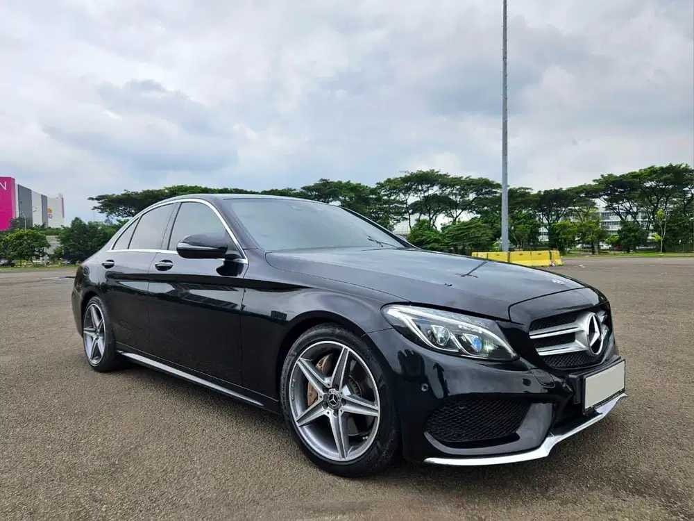 Mercedes Benz C300 W205 AMG 2018 / 2019