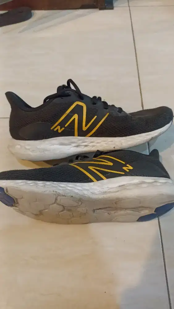 Sepatu new balance ori