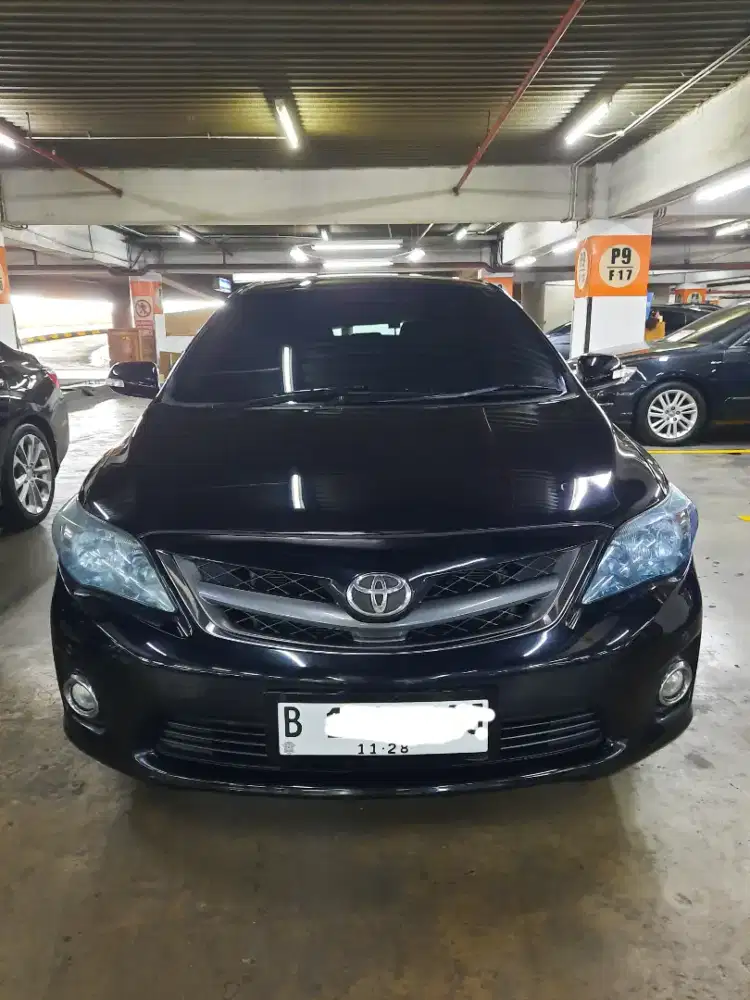 Toyota corolla altis V 2.0 2013