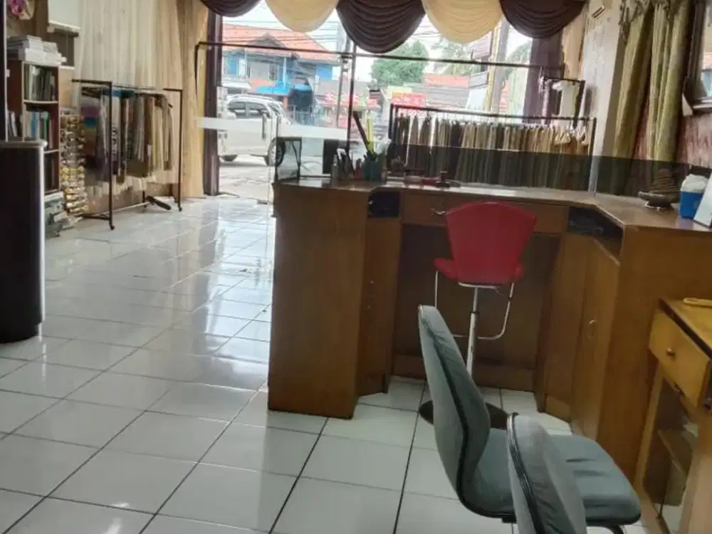 Dijual & Disewakan 3 ruko gandeng  di Jalan Raya Serpong!!