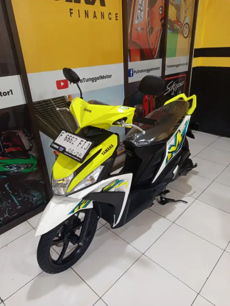 Mio m3 125cc 2023 km 700 perak
