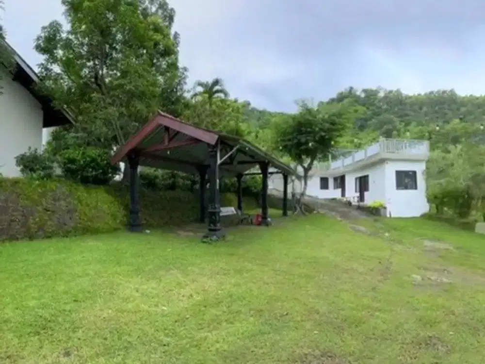 Peluang Investasi Hotel Aktif Strategis Tepat di Depan Objek Wisata Waduk Gajah Mungkur, Sendang, Wonogiri, Jawatengah