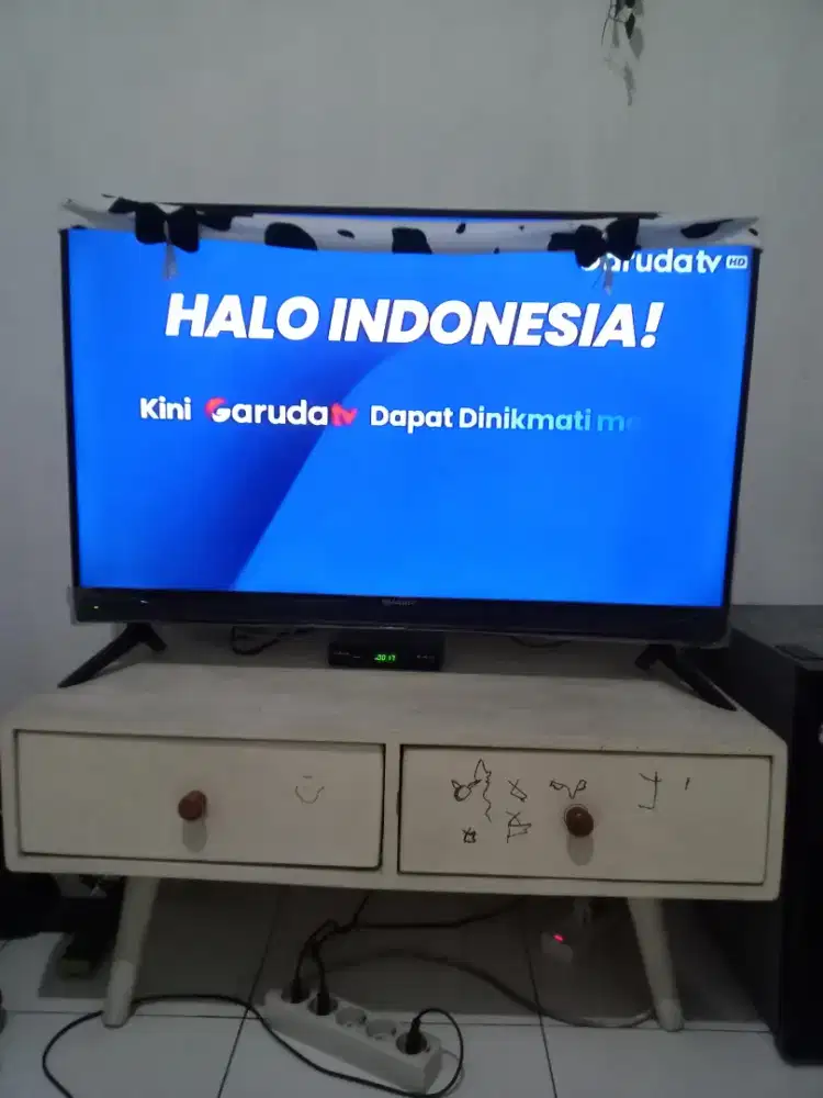 Jual tv,meja,stb