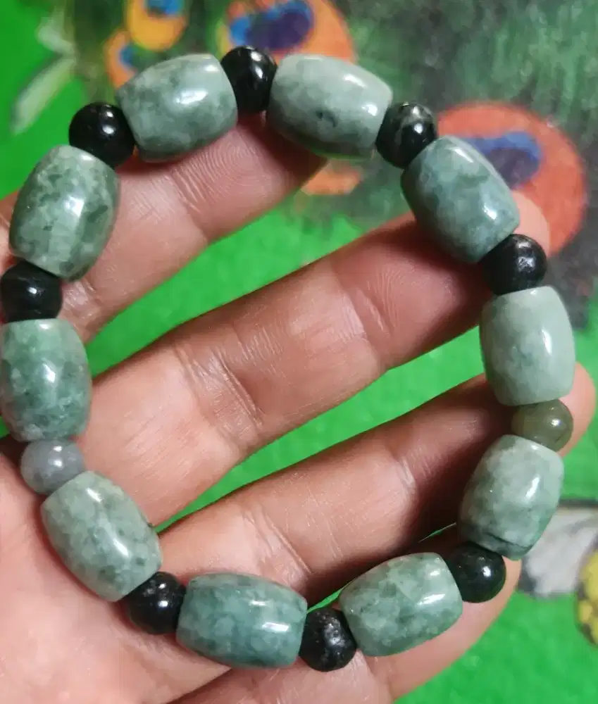 Gelang giok burma hijau