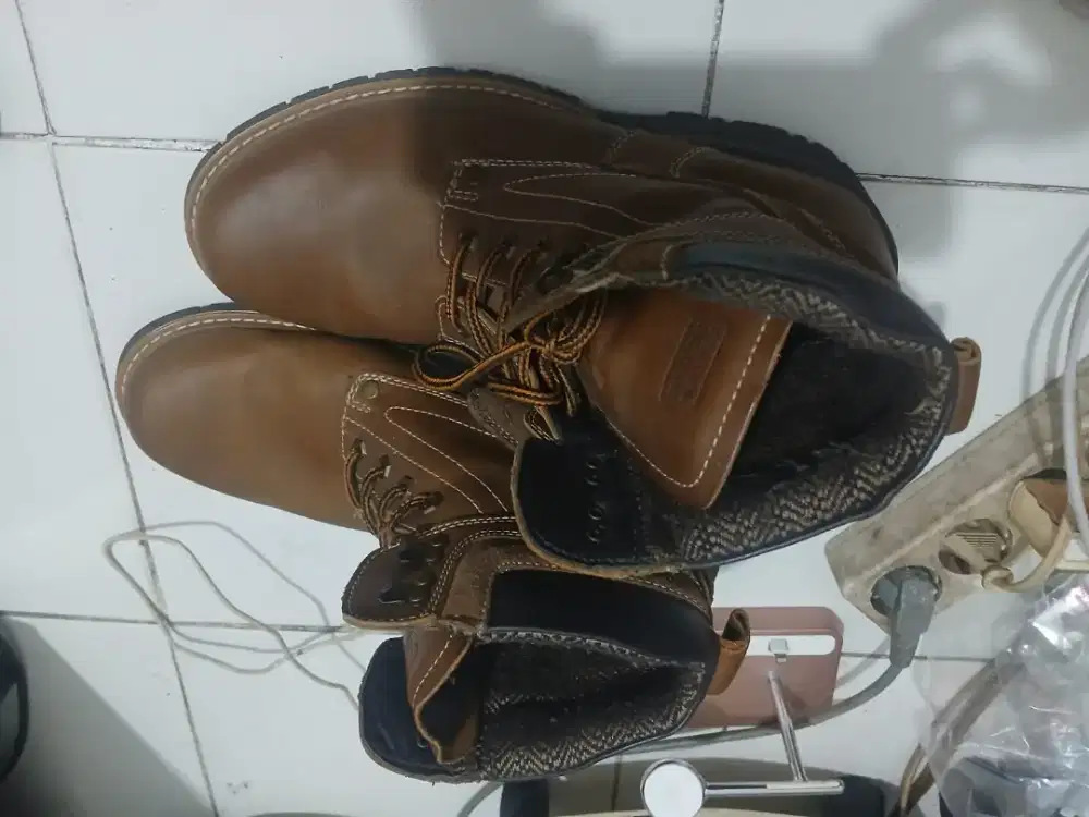 Sepatu boots Camel Active size 45